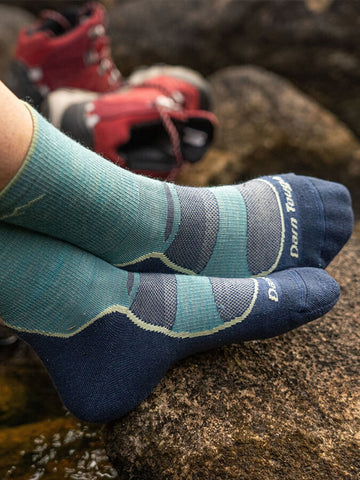 Darn Tough 1967 Light Hiker Micro Crew Light Cushion Women's Socks